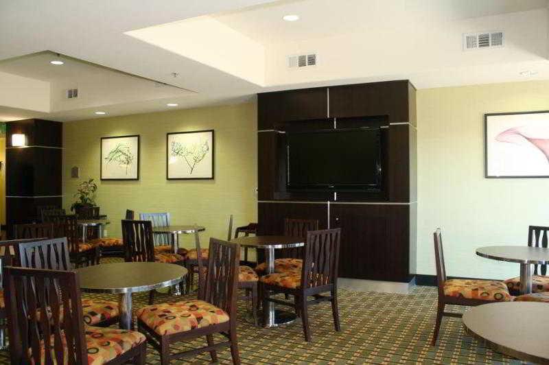 Comfort Suites Vacaville-Napa Valley Area Экстерьер фото