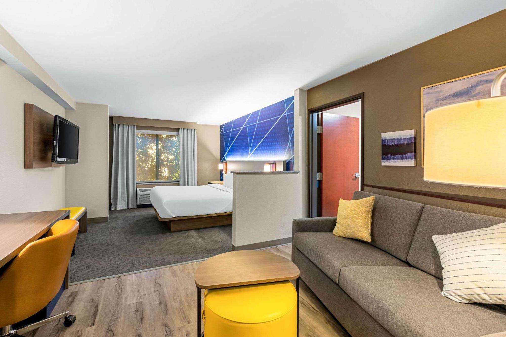Comfort Suites Vacaville-Napa Valley Area Экстерьер фото